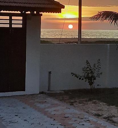 Poovar Sea View Rooms And Boating Family & Couple Only المظهر الخارجي الصورة