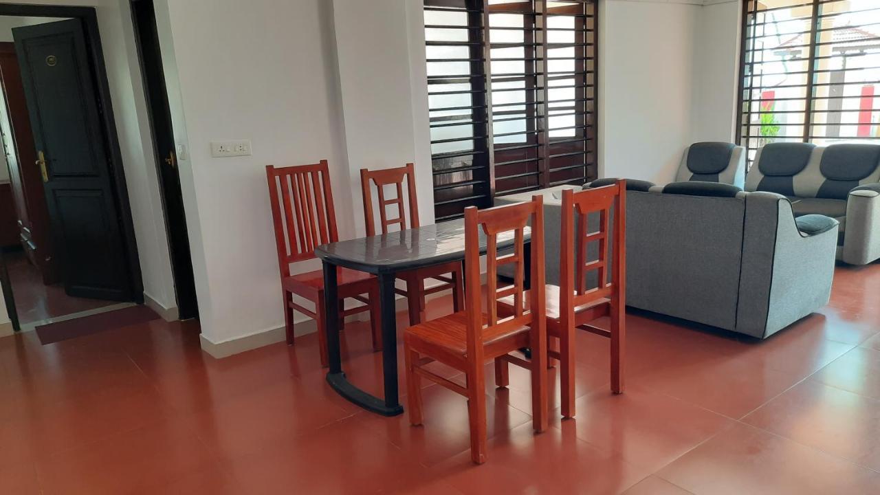 Poovar Sea View Rooms And Boating Family & Couple Only المظهر الخارجي الصورة